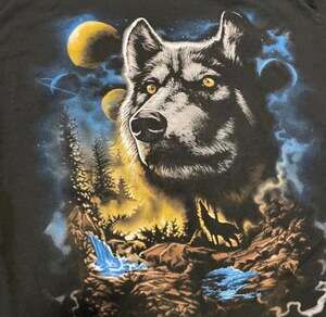 DOM Wolf Graphic T-Shirt Nature Wildlife Moon Scene Black Large